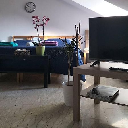 La Casa Di Marta - Ampia Ed Accogliente Mansarda In Piazza Statuto Apartman Torino Kültér fotó