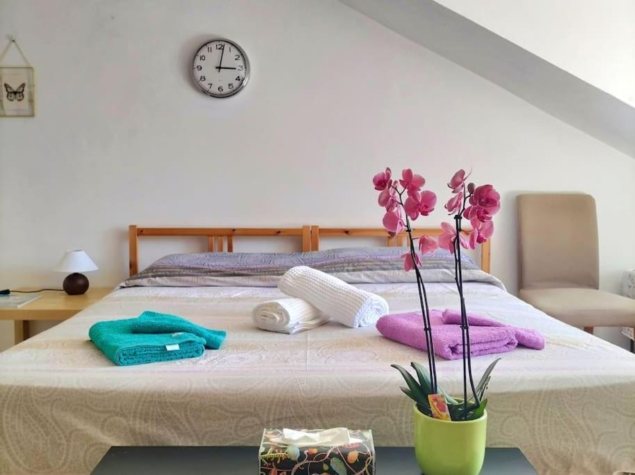La Casa Di Marta - Ampia Ed Accogliente Mansarda In Piazza Statuto Apartman Torino Kültér fotó