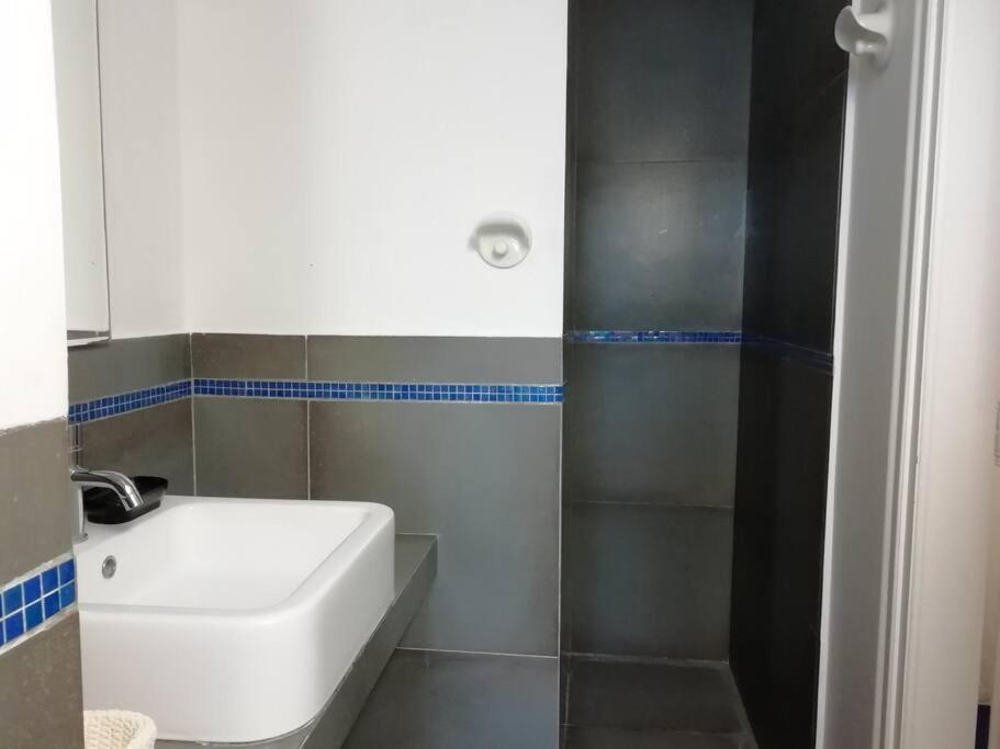 La Casa Di Marta - Ampia Ed Accogliente Mansarda In Piazza Statuto Apartman Torino Kültér fotó