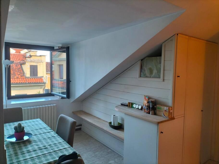 La Casa Di Marta - Ampia Ed Accogliente Mansarda In Piazza Statuto Apartman Torino Kültér fotó